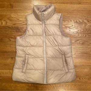 Old Navy Puffer Vest